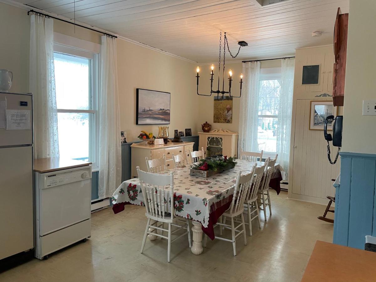 La Maison Des Leclerc Trois-Rivières Екстериор снимка
